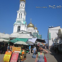 Во многом благодаря Старому базару (Центральному рынку) возник, и долгие годы развивался Ростов купеческий